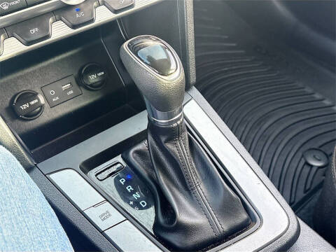 2020 Hyundai Elantra