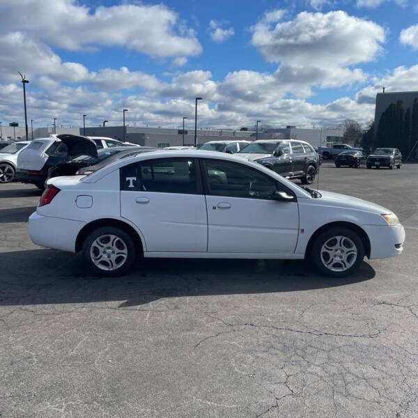 2005 Saturn Ion 2