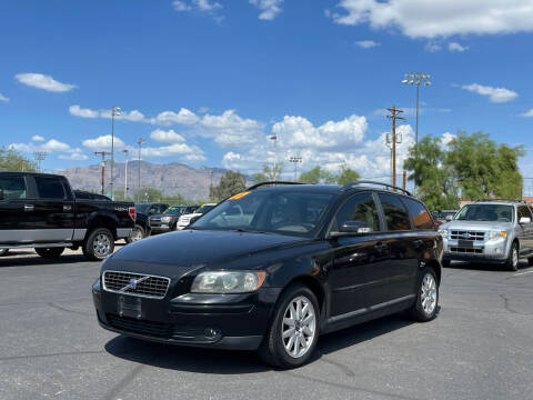 2007 Volvo V50 for sale at CAR WORLD in Tucson AZ