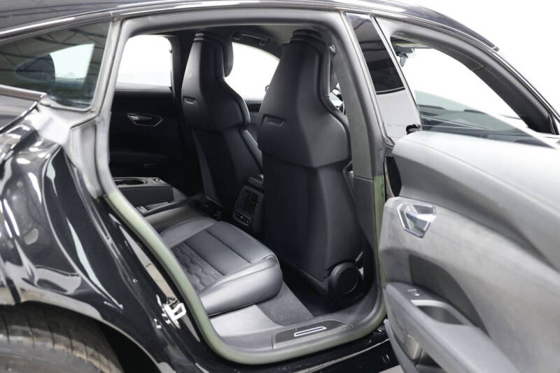 2022 Audi RS e-tron GT quattro