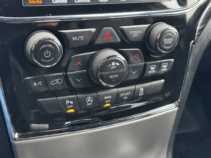 2022 Jeep Grand Cherokee WK Laredo X