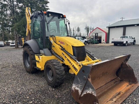 2016 New Holland B95C for sale at DirtWorx Equipment - Used Equipment in Woodland WA