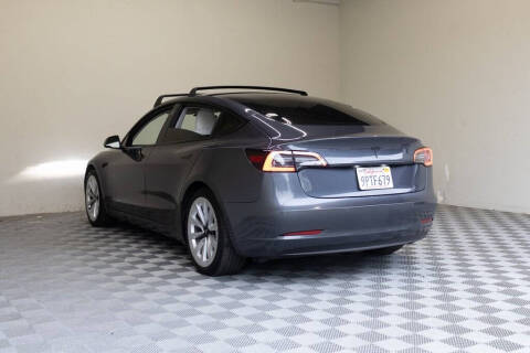 2021 Tesla Model 3 Standard Range Plus