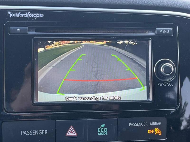 2015 Mitsubishi Outlander SE