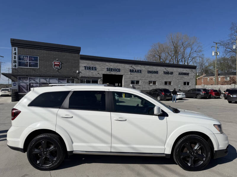 2020 Dodge Journey Crossroad