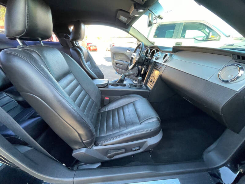 2007 Ford Mustang GT Deluxe