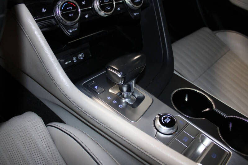 2019 Genesis G70