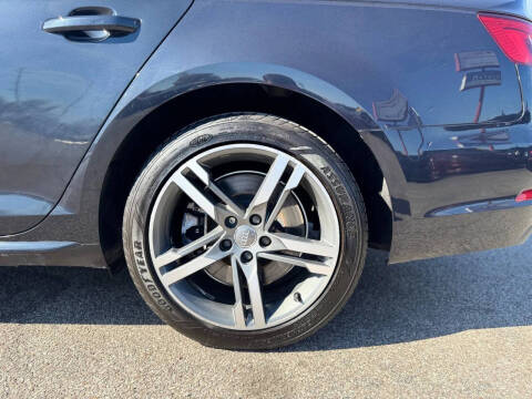 2017 Audi A4 2.0T quattro Premium Plus