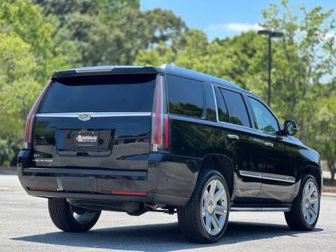 2017 Cadillac Escalade Luxury