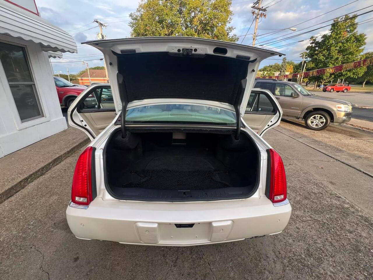 2008 Cadillac DTS for sale at RT Barrett Auto Group in Austintown, OH