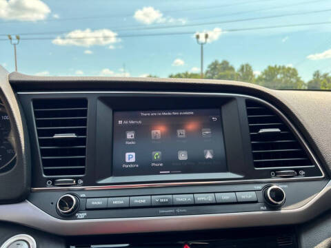 2018 Hyundai Elantra