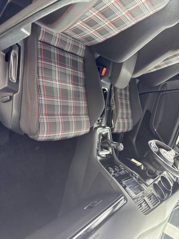 2016 Volkswagen Golf GTI