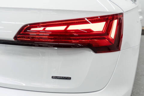 2024 Audi Q5 e quattro S line Prestg 55 TFSI