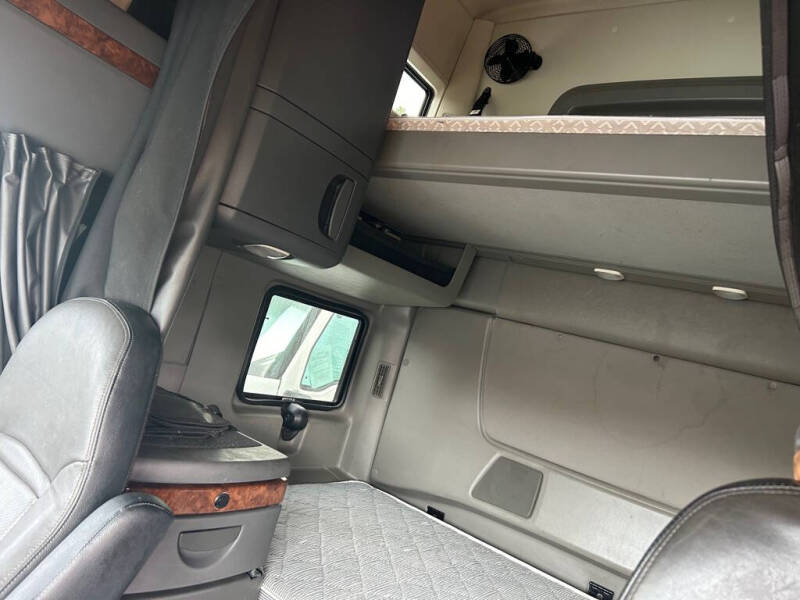 2020 International LT625