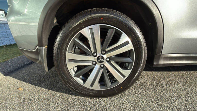 2023 Mitsubishi Outlander Sport ES