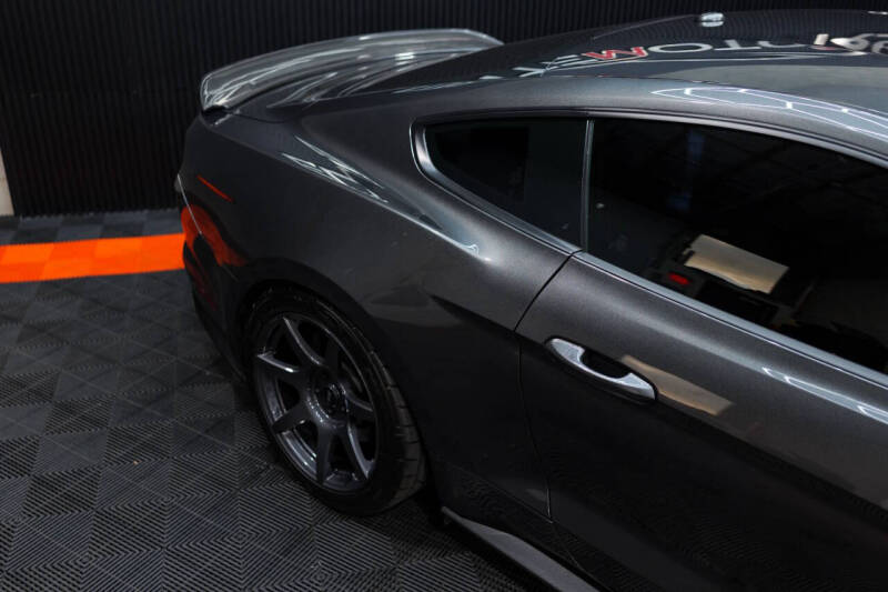 2017 Ford Mustang GT Premium