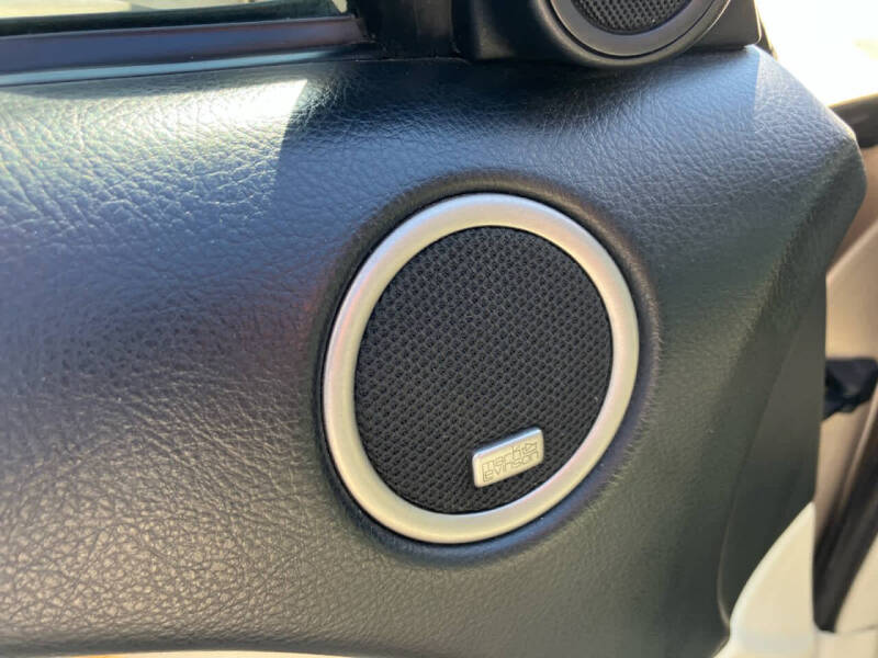 2004 Lexus SC 430