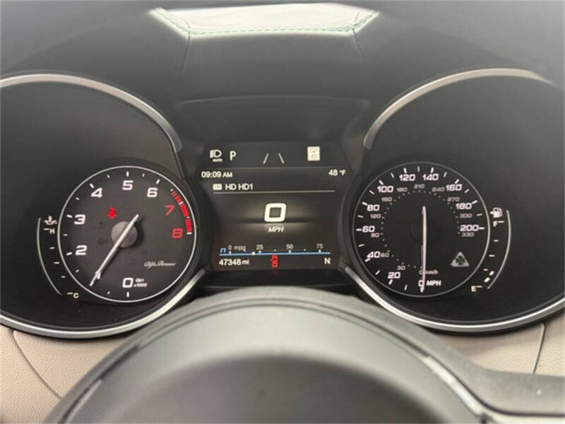 2021 Alfa Romeo Stelvio Quadrifoglio