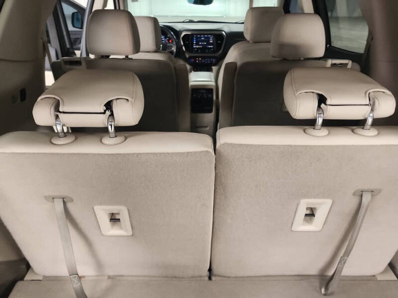 2020 GMC Acadia Denali