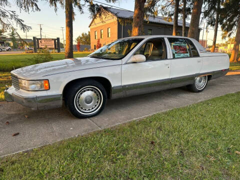 1995 Cadillac Fleetwood for sale at RP MOTORS in Austintown OH