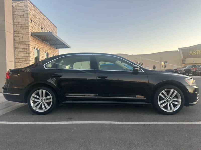 2017 Volkswagen Passat 1.8T SEL Premium