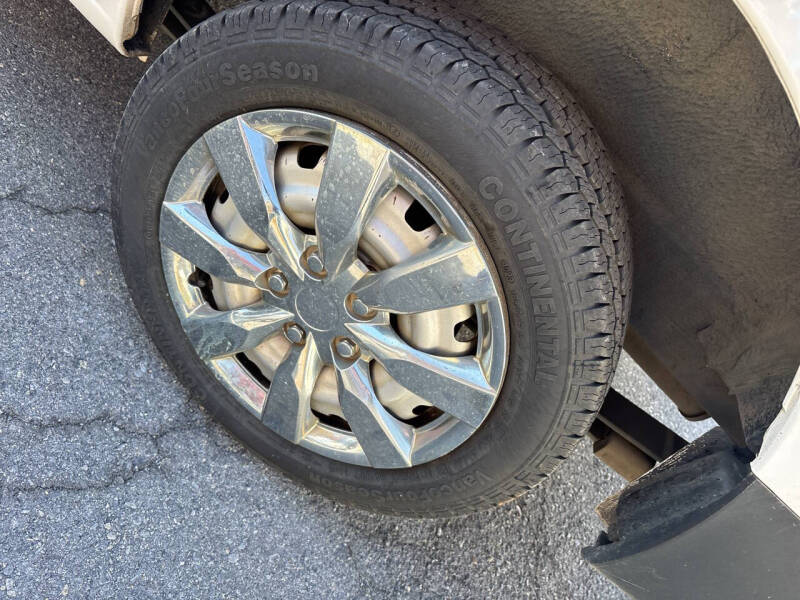 2019 Nissan NV200 SV