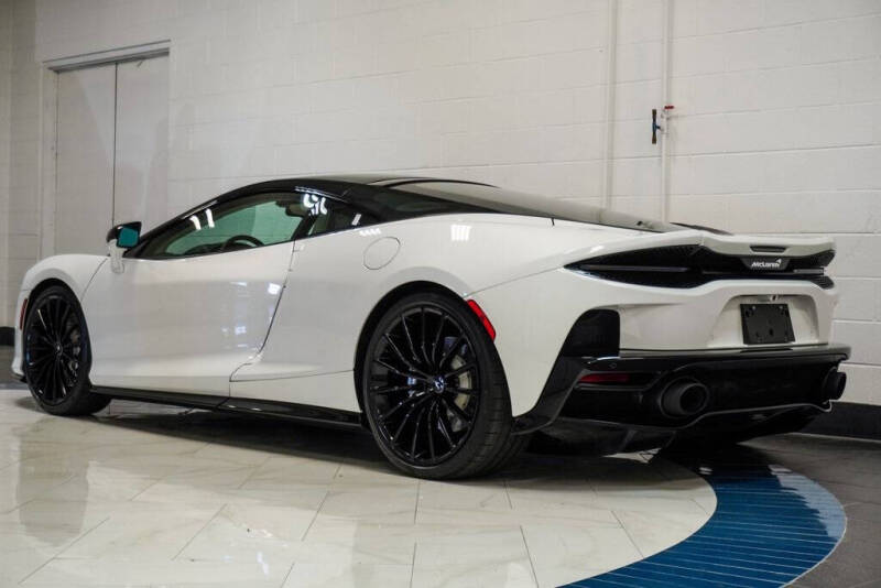 2021 McLaren GT