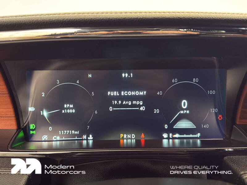 2019 Lincoln Navigator Select