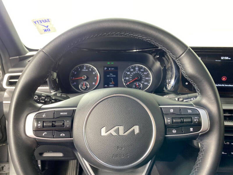 2023 Kia K5