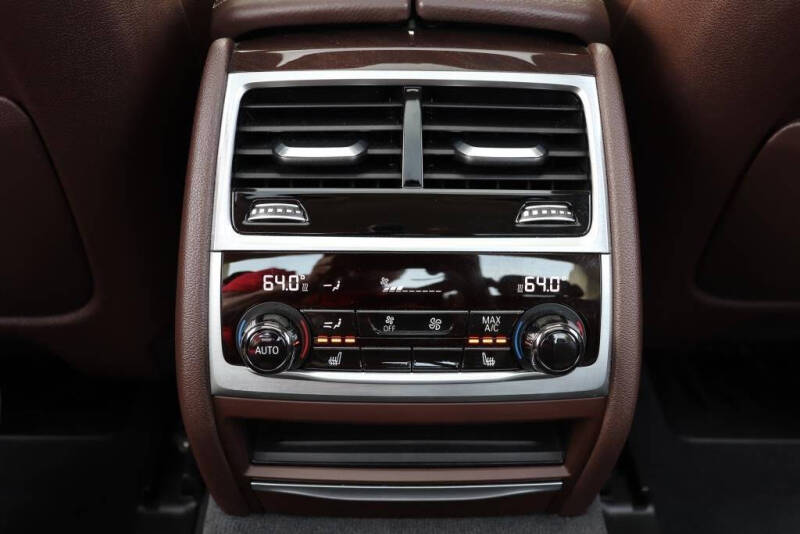 2016 BMW 7 Series 740i