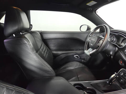 2016 Dodge Challenger SRT 392