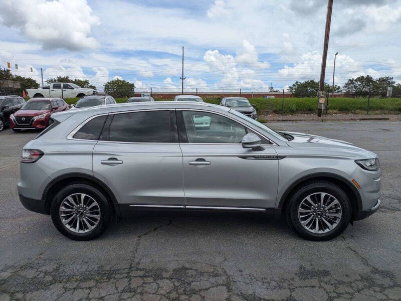 2021 Lincoln Nautilus Standard