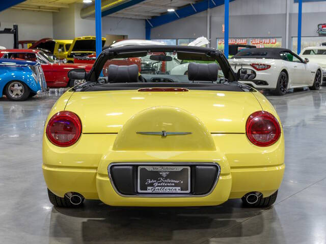 2002 Ford Thunderbird Deluxe