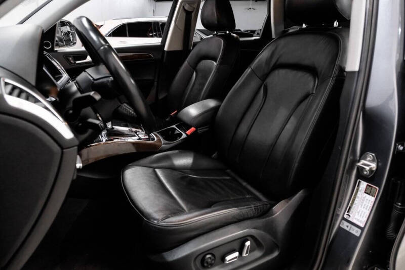 2016 Audi Q5 2.0T quattro Premium Plus