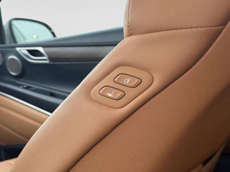 2023 Genesis GV80 2.5T