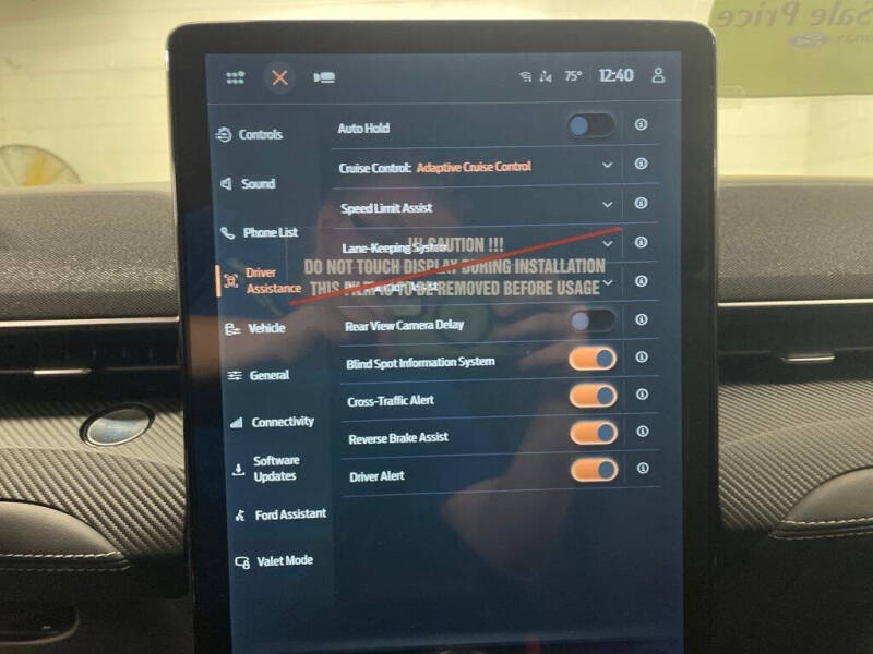 2025 Ford Mustang Mach-E Select