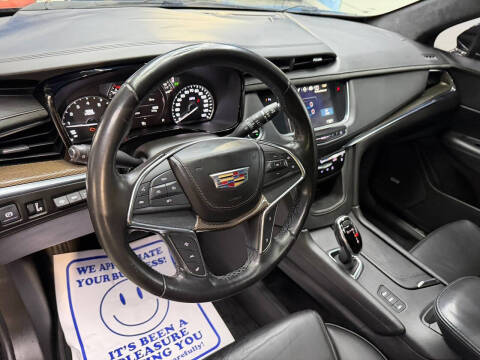 2019 Cadillac XT5 Platinum