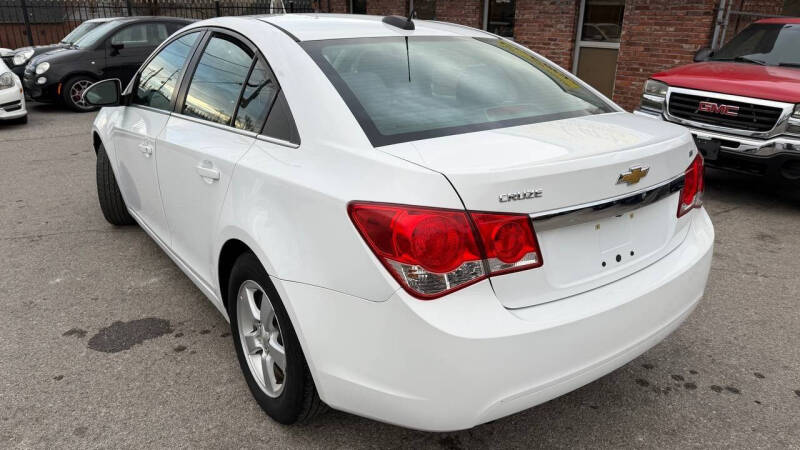 2016 Chevrolet Cruze Limited 1LT Auto