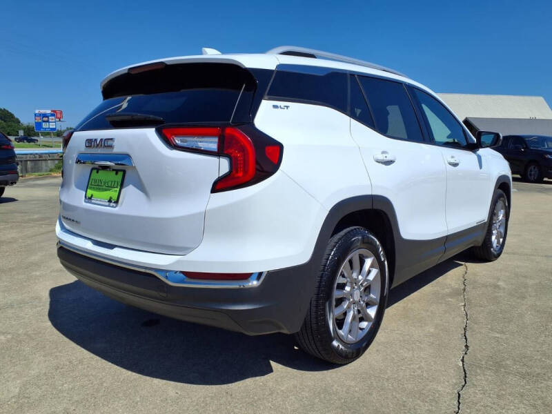 2024 GMC Terrain SLT