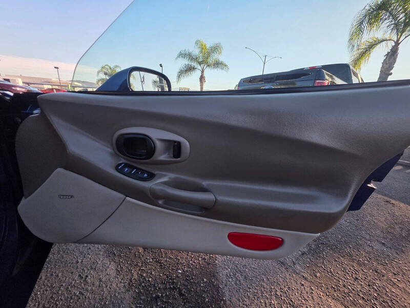 2004 Chevrolet Corvette