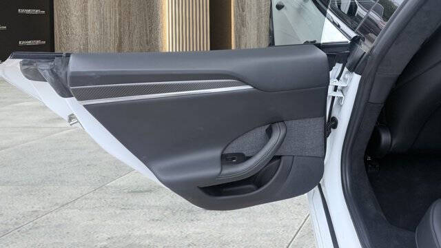2022 Tesla Model S Plaid