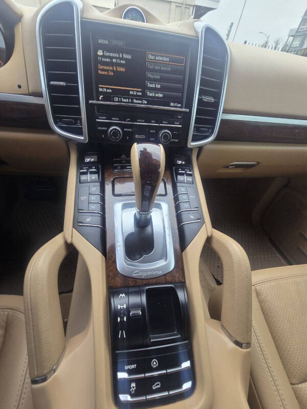 2013 Porsche Cayenne Tiptronic