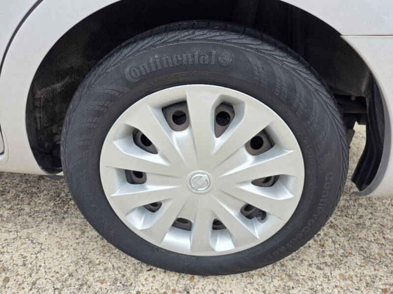 2019 Nissan Versa SV