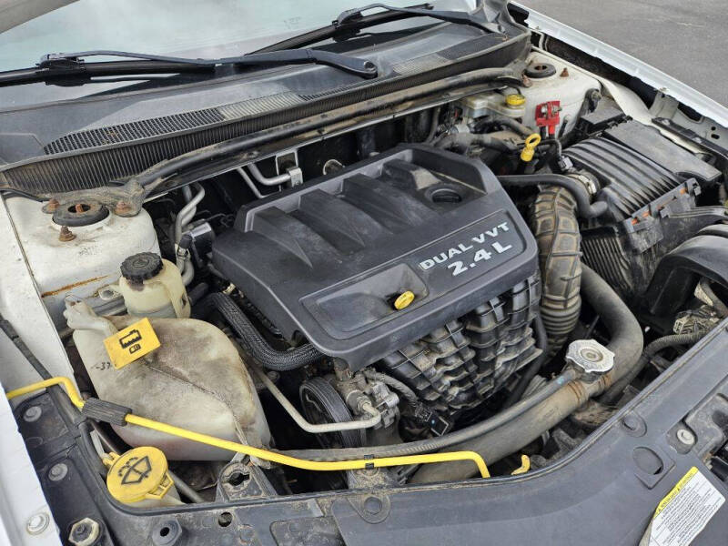 2012 Chrysler 200 LX