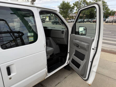 2013 Ford E-Series E-250