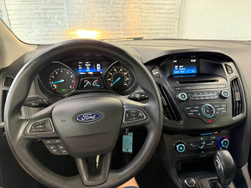 2017 Ford Focus SE