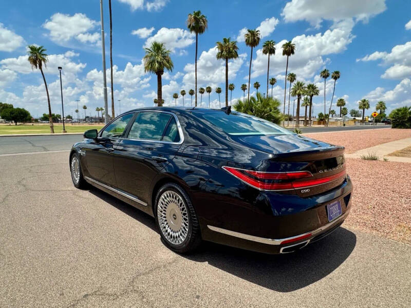 2020 Genesis G90