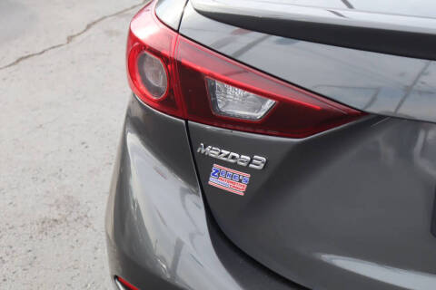 2018 Mazda MAZDA3 Touring