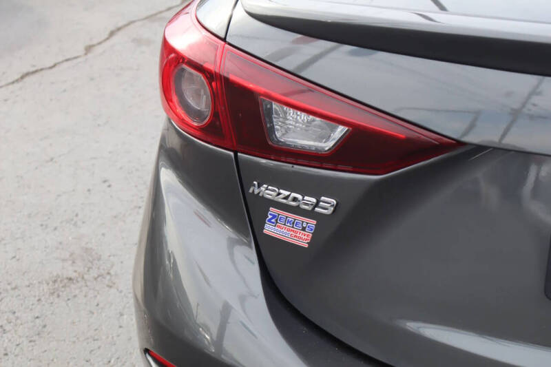 2018 Mazda MAZDA3 Touring
