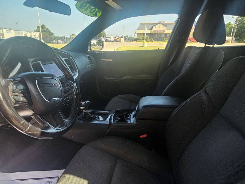 2019 Dodge Charger SXT